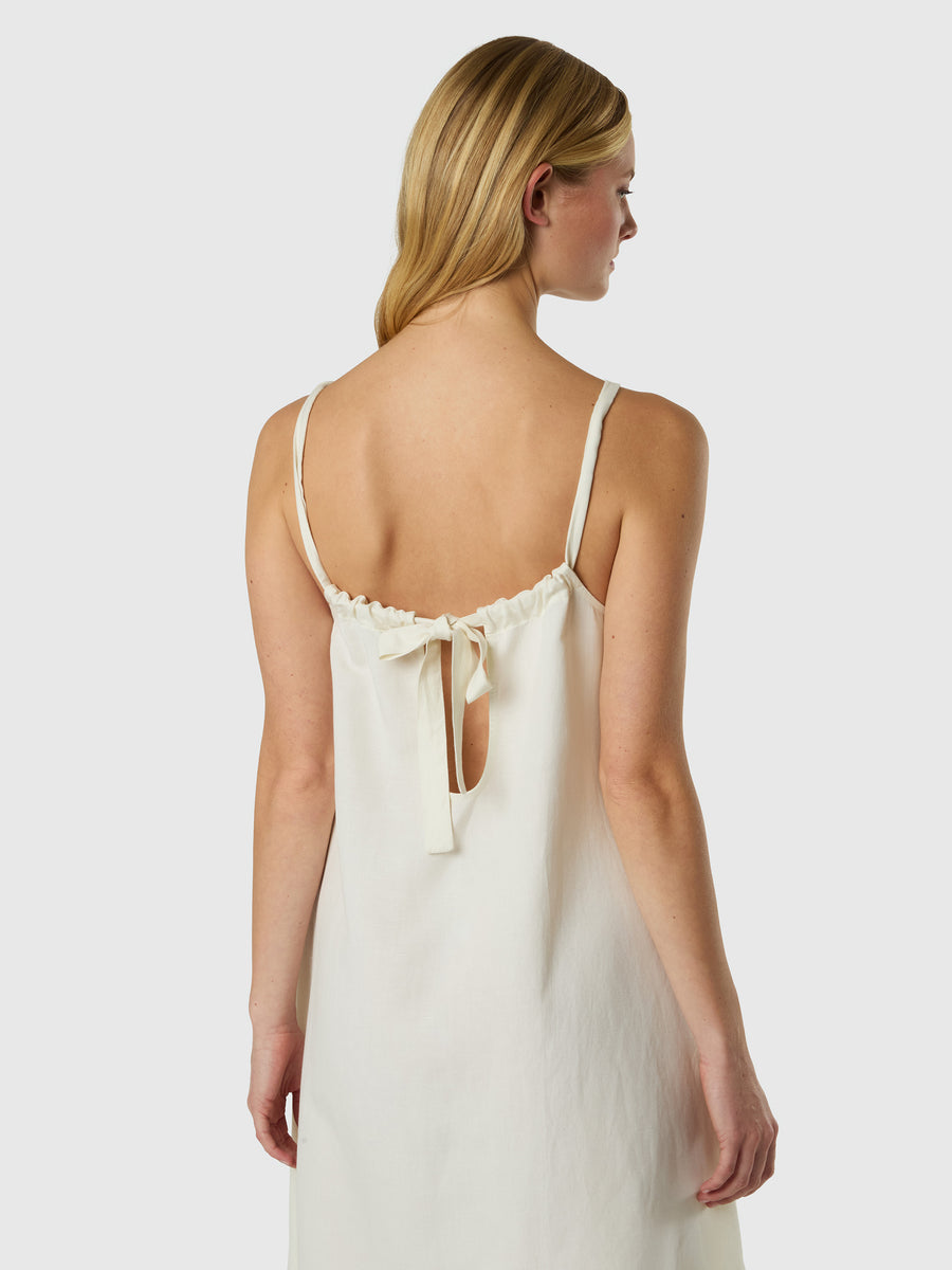 Abito con scollatura arricciata e coulisse