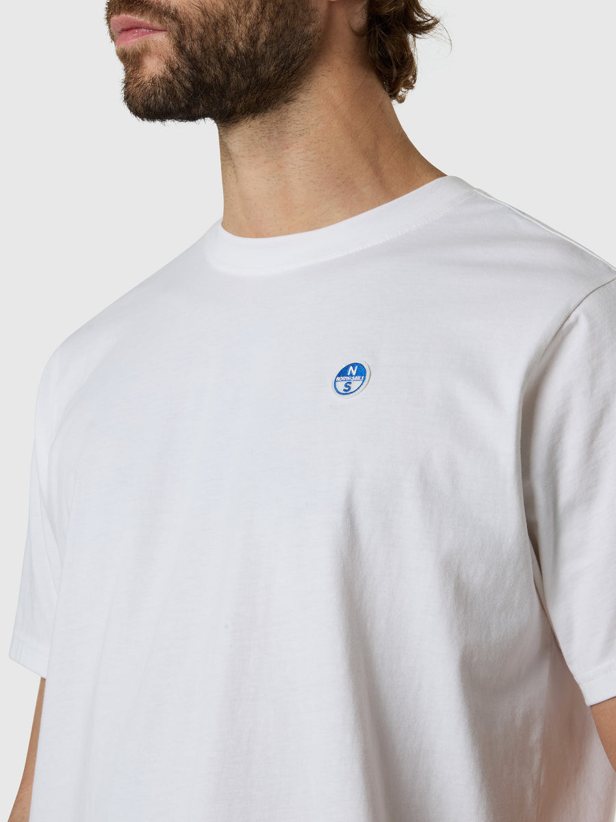T-shirt con patch logata