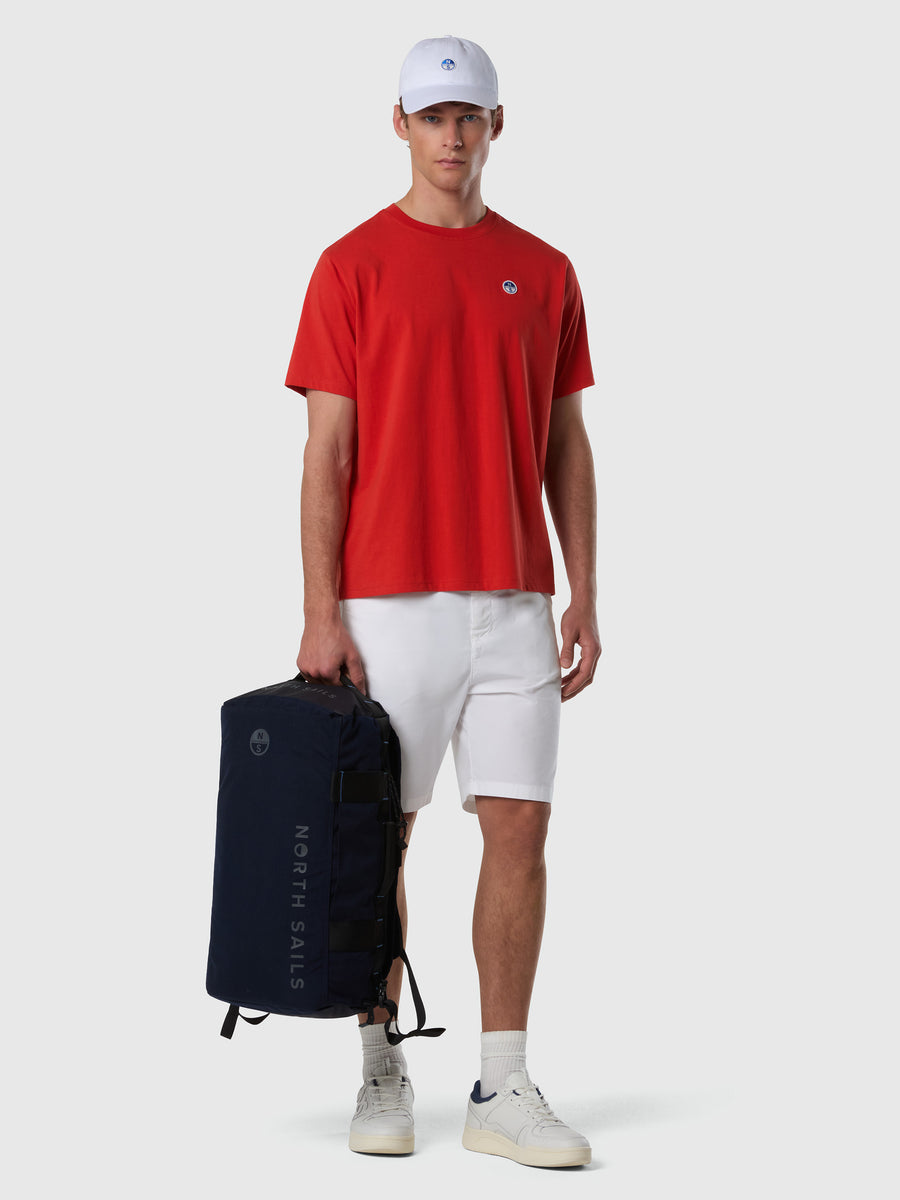 T-shirt con patch logata