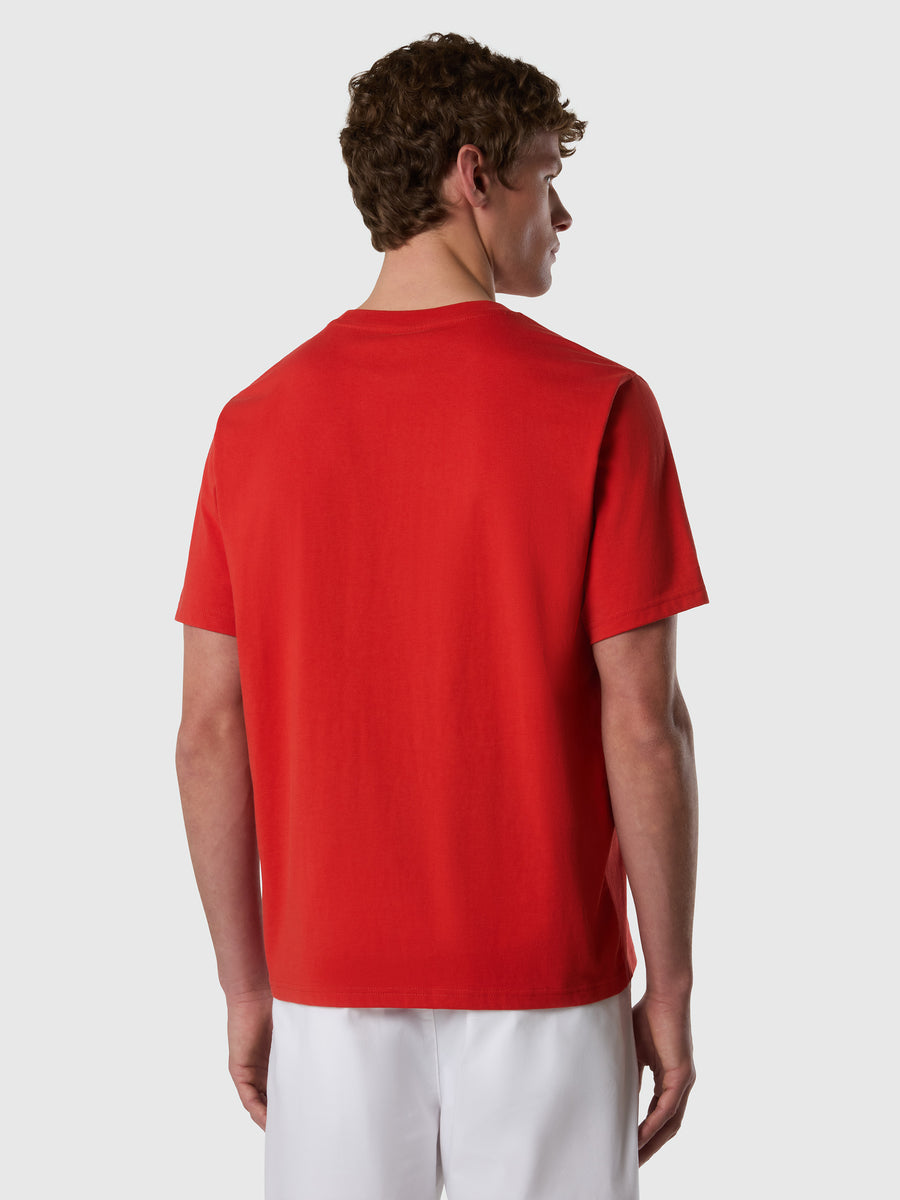 T-shirt con patch logata