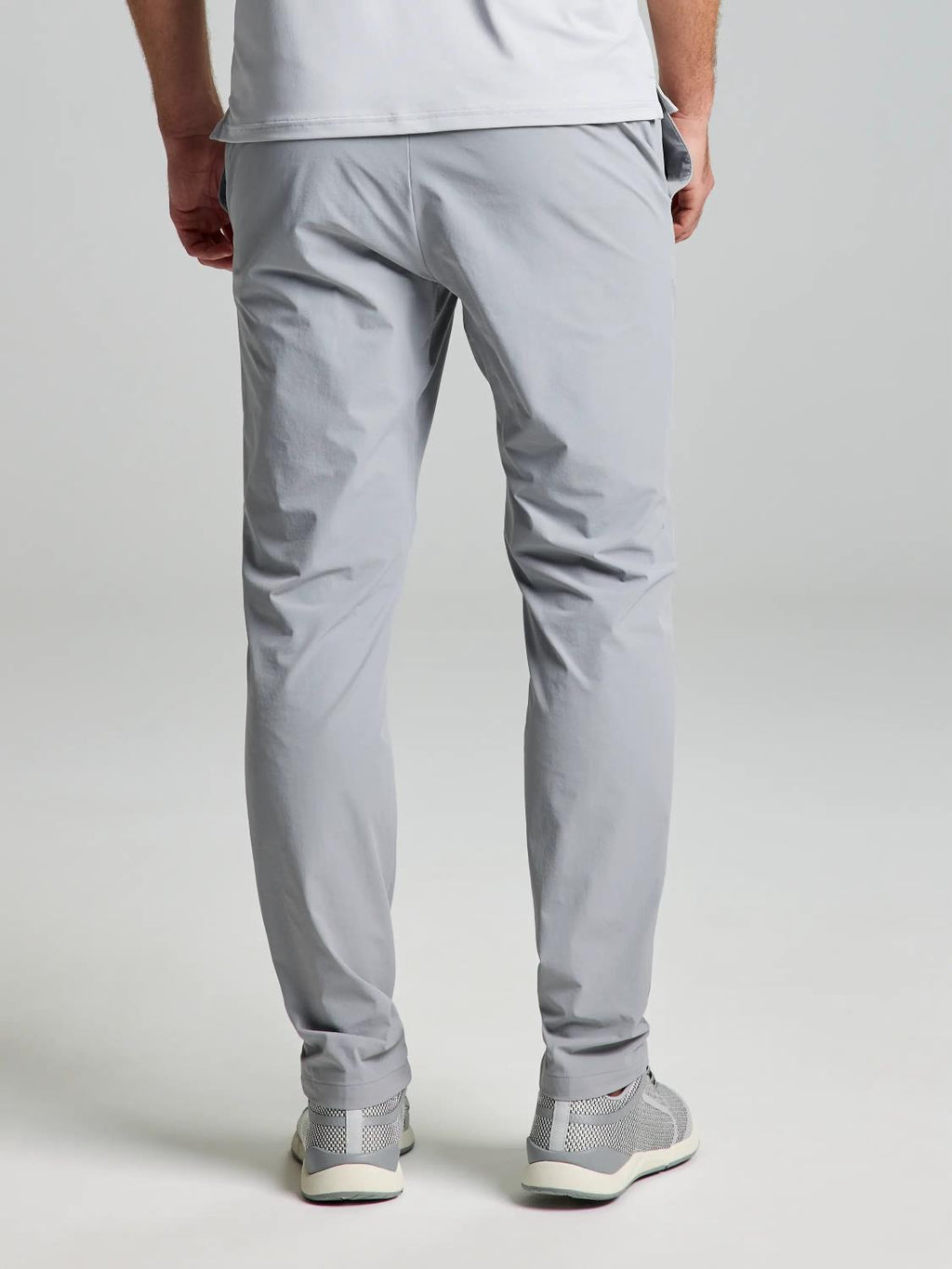 TECH CHINO PANT