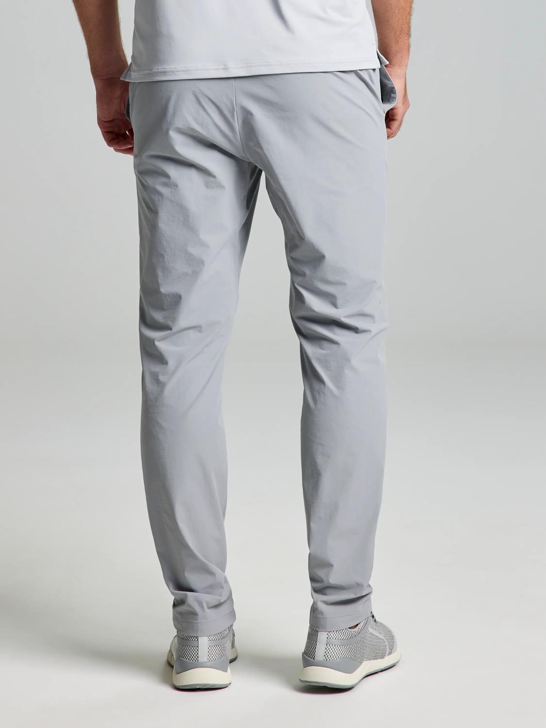 TECH CHINO PANT
