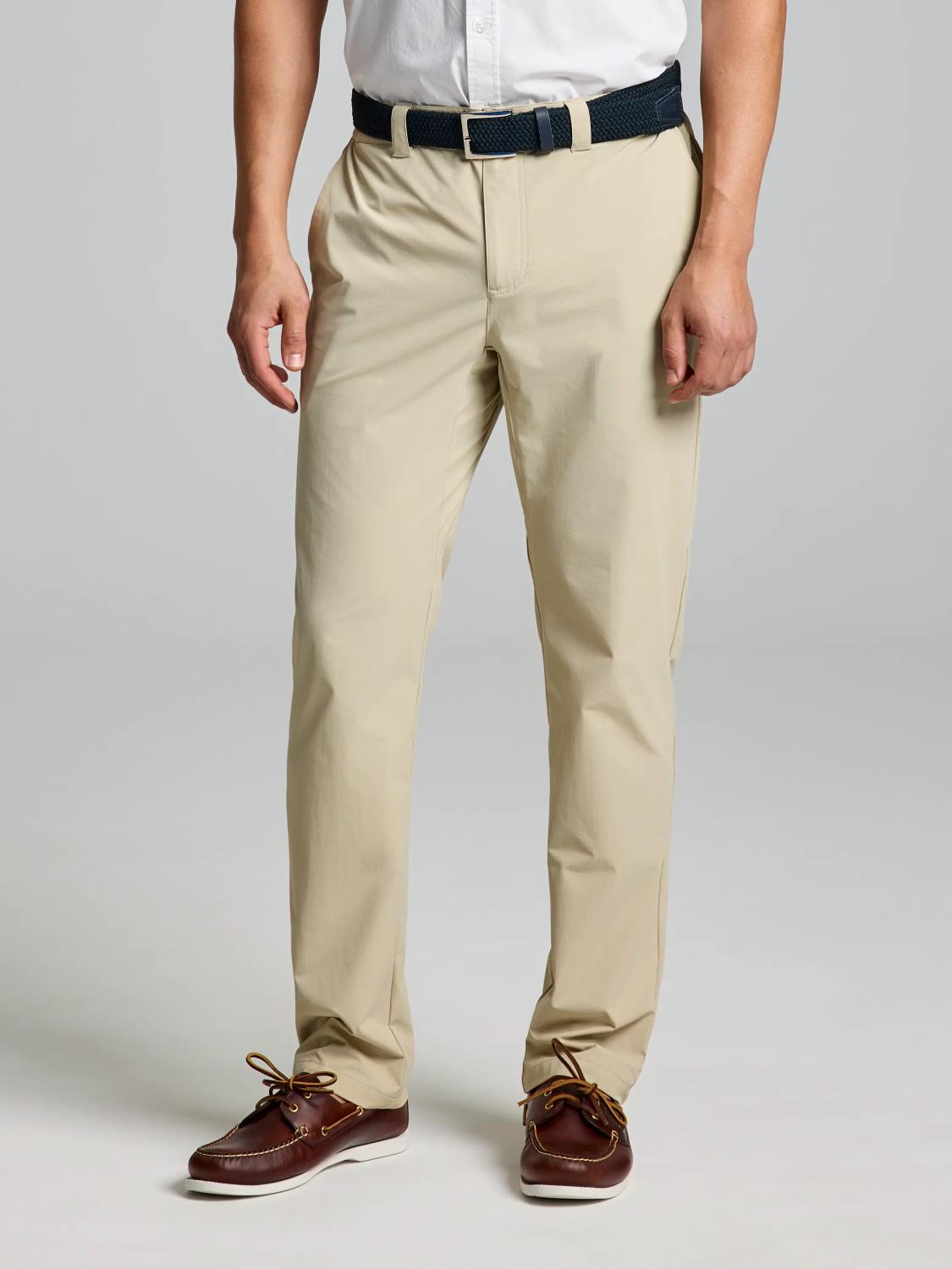 TECH CHINO PANT